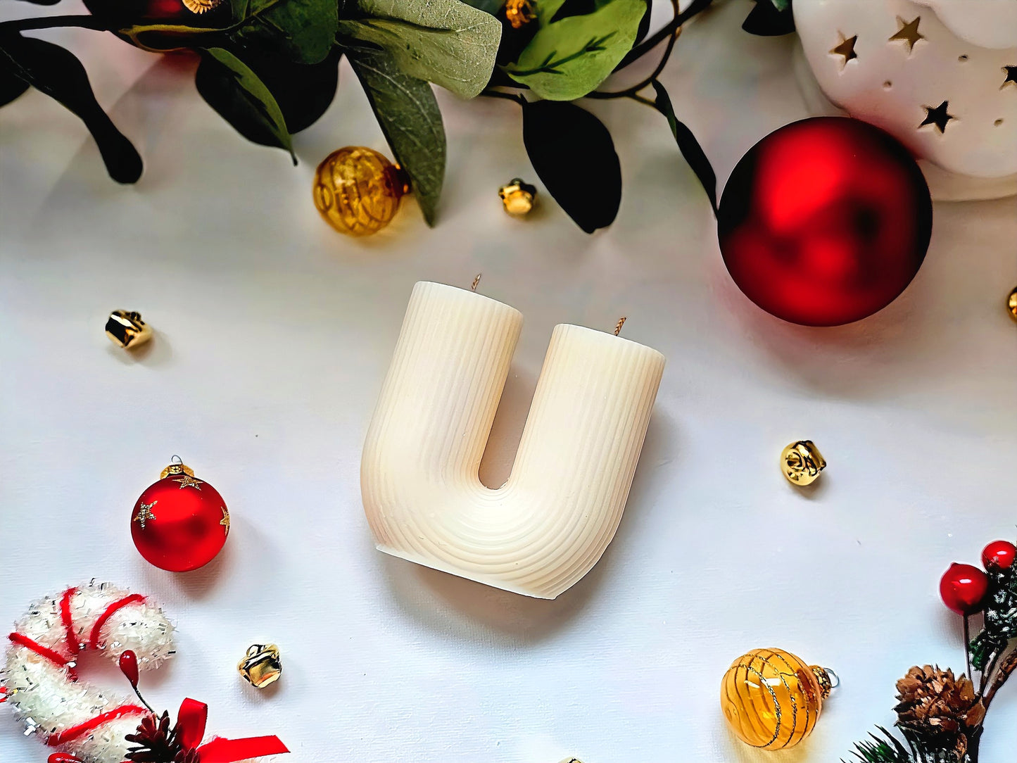 U-shaped candle