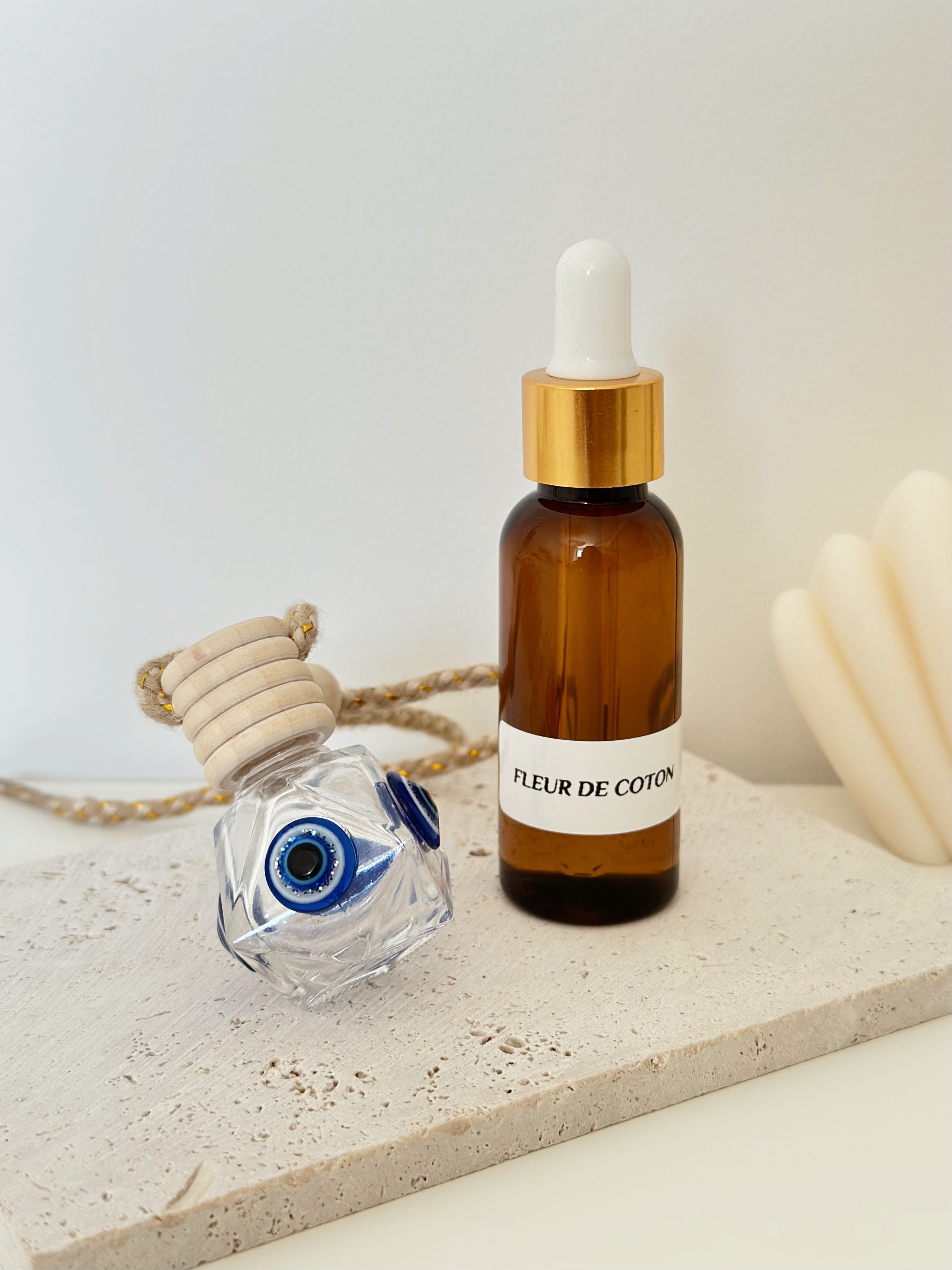 Le Duo diffuseur voiture + recharge