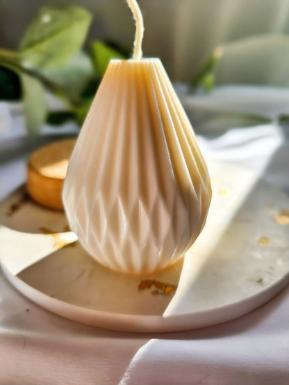 Striated candle 